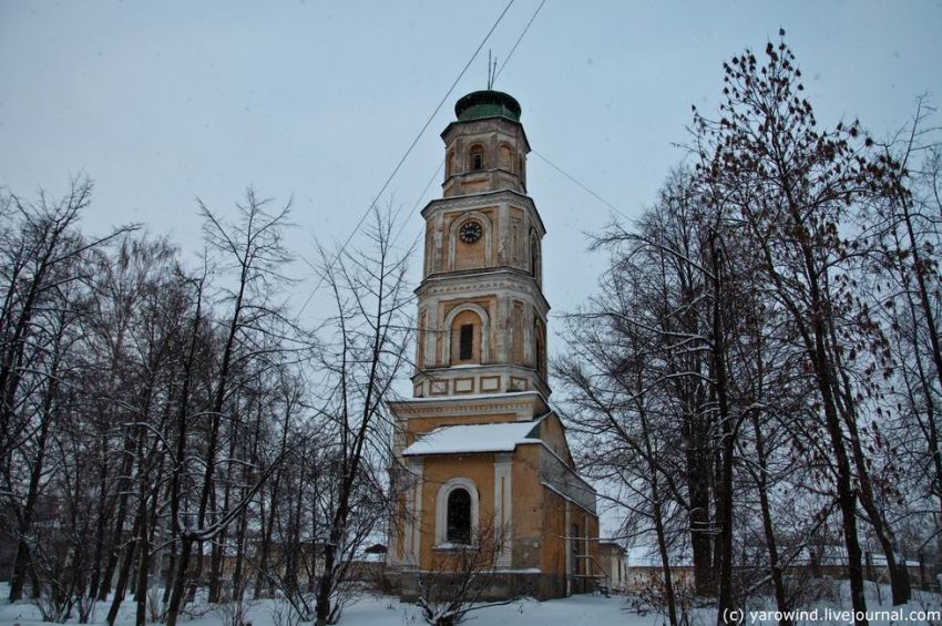 Церковь Воздвижения Креста Господня, Ростов Великий (Ростовский район, Ярославская область). фасады