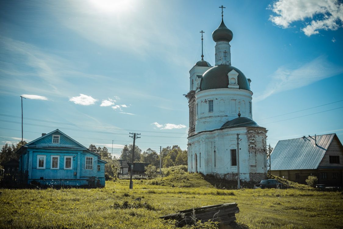 Мугреево никольского. Храм Мугреево-Никольское Ивановская. С Мугреево Никольское Южского района. Храм Николая Чудотворца Никольское Ивановской области. Мугреево Южский район Ивановская область.