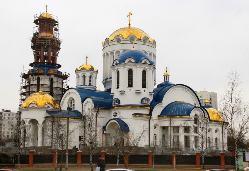 Храм московских святых в бибирево