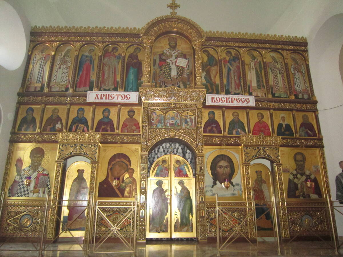 Церковь Собора Московских Святых в Бибиреве, Бибирево (Северо-Восточный административный округ (СВАО), г. Москва). интерьер и убранство, Придел святителя Николая Мирликийского, верхний храм.