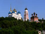 Собор Преображения Господня, Справа - Троицкая церковь<br>, Болхов, Болховский район, Орловская область