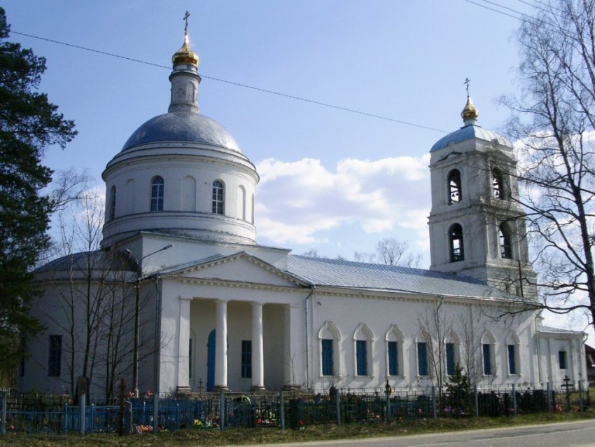 Красное. Церковь Успения Пресвятой Богородицы. фасады, вид с севера
