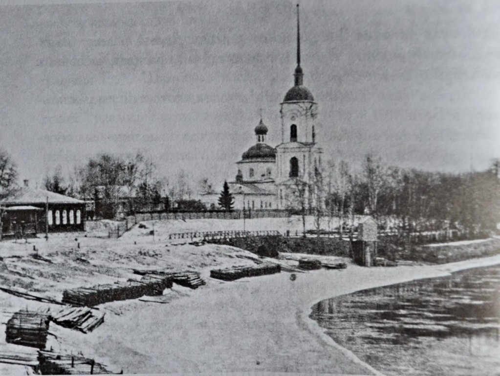 Опеченский Посад. Церковь Успения Пресвятой Богородицы. архивная фотография