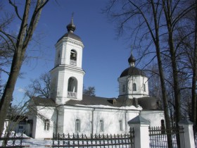 Пионерский (Покровское-Рубцово). Церковь Покрова Пресвятой Богородицы