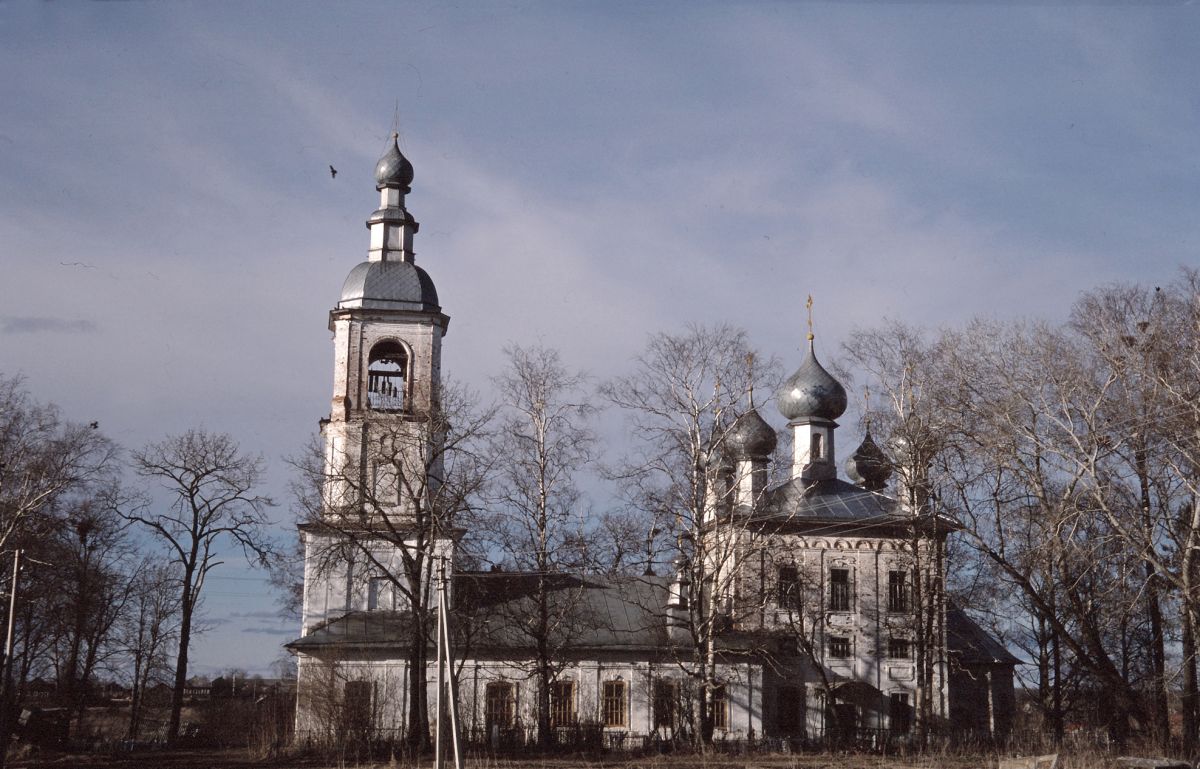 Церковь Успения Пресвятой Богородицы, Скородумка (Грязовецкий район, Вологодская область). фасады