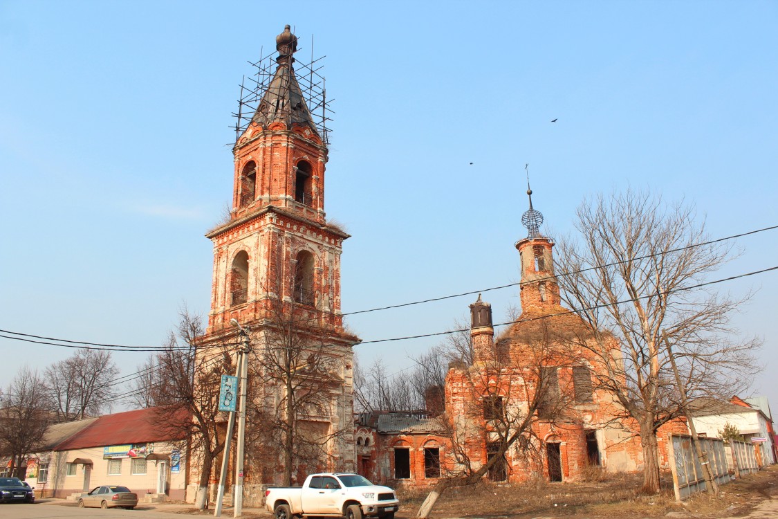 Белёв. Церковь Покрова Пресвятой Богородицы. фасады, Вид с юго-востока