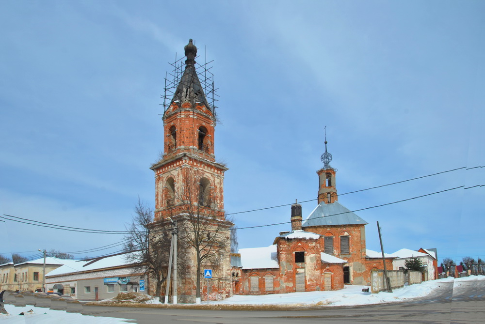 Белёв. Церковь Покрова Пресвятой Богородицы. фасады