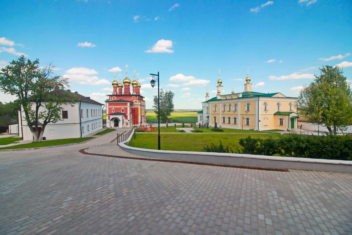 Спасо-Преображенский монастырь, Белёв (Белёвский район, Тульская область). фасады