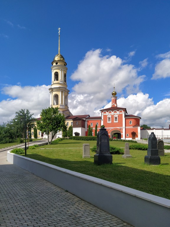 Белёв. Спасо-Преображенский монастырь. фасады