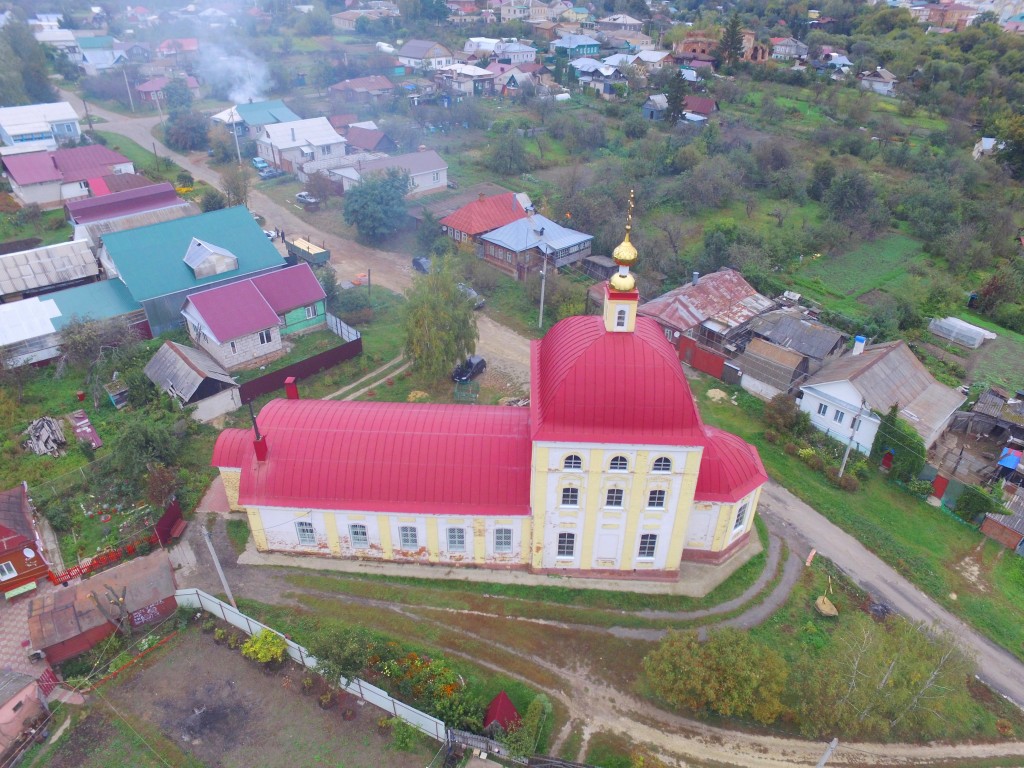 Церковь Афанасия и Кирилла, Патриархов Александрийских, Болхов (Болховский район, Орловская область). общий вид в ландшафте, Вид с юга, фото с квадрокоптера.