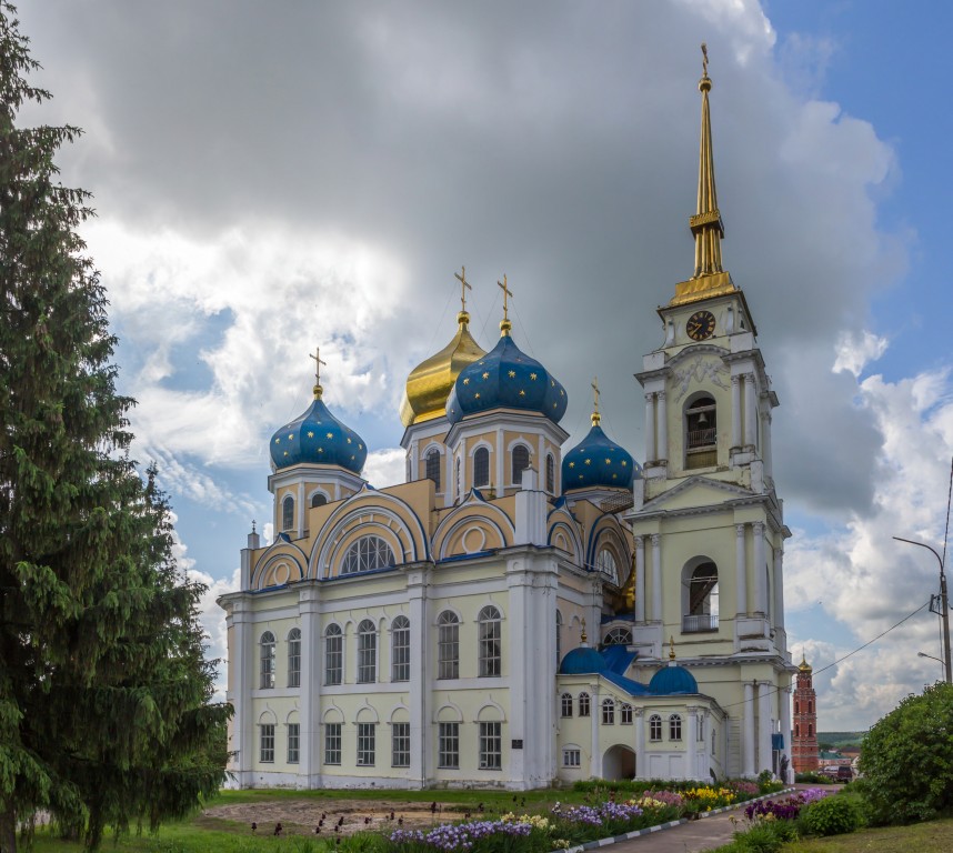 Болхов. Собор Спаса Преображения. фасады, Вид с северо-запада