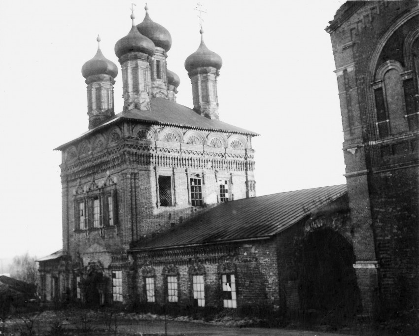 Церковь Троицы Живоначальной, Болхов (Болховский район, Орловская область). дополнительная информация, Фото В.В. Лелецкого