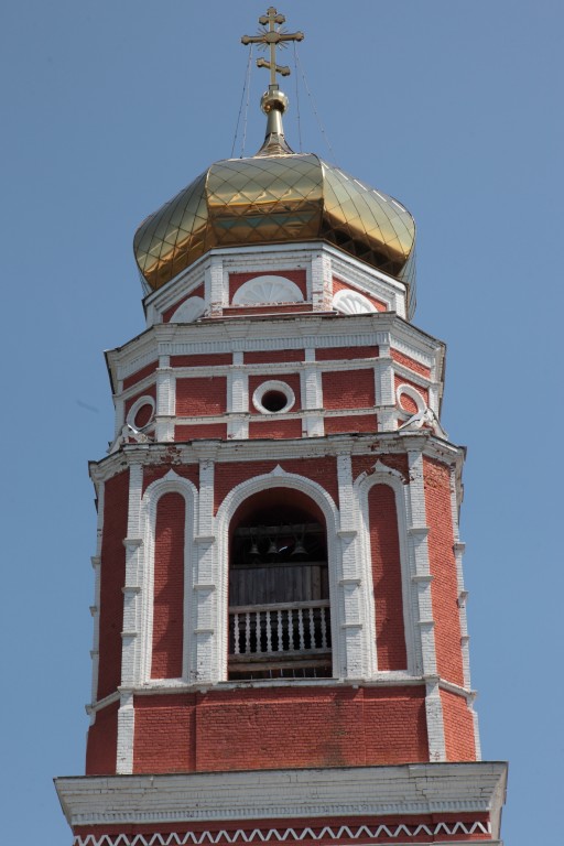 Церковь Троицы Живоначальной, Болхов (Болховский район, Орловская область). архитектурные детали