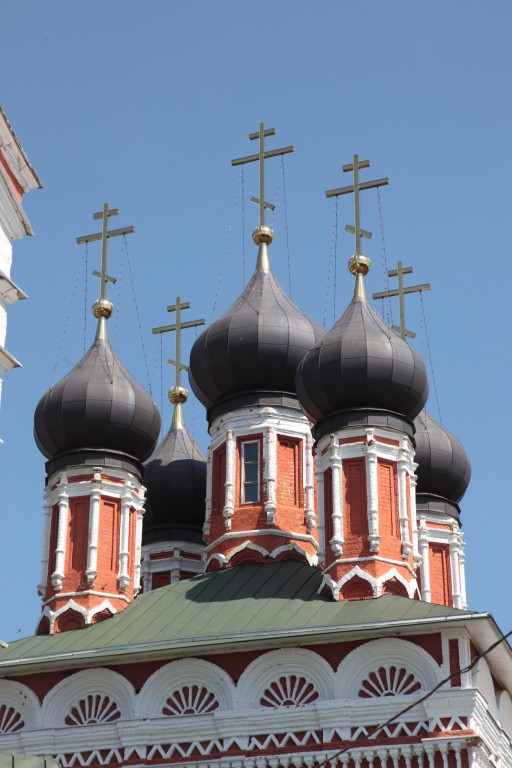 Церковь Троицы Живоначальной, Болхов (Болховский район, Орловская область). архитектурные детали