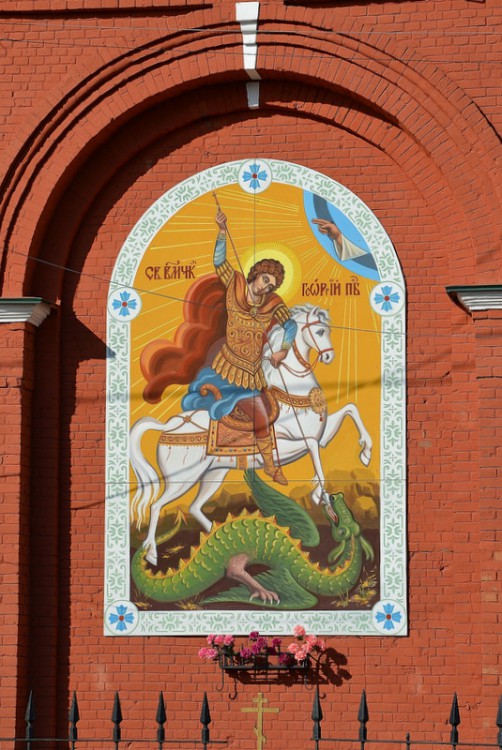 Церковь Георгия Победоносца, Болхов (Болховский район, Орловская область). архитектурные детали, Икона Георгий Победоносец на колокольне  церкви Георгия Победоносца.