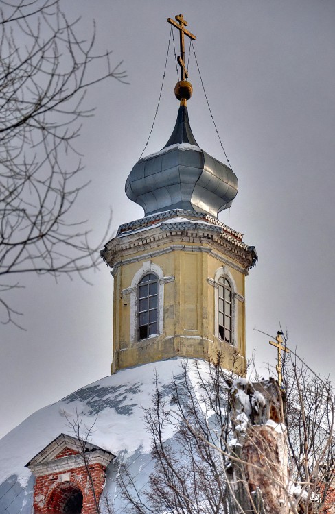 Церковь Воскресения Христова, Любичи (Луховицкий городской округ, Московская область). архитектурные детали