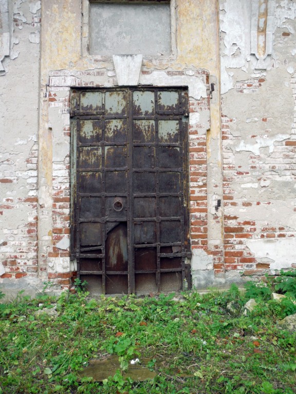 Церковь Воскресения Христова, Любичи (Луховицкий городской округ, Московская область). архитектурные детали