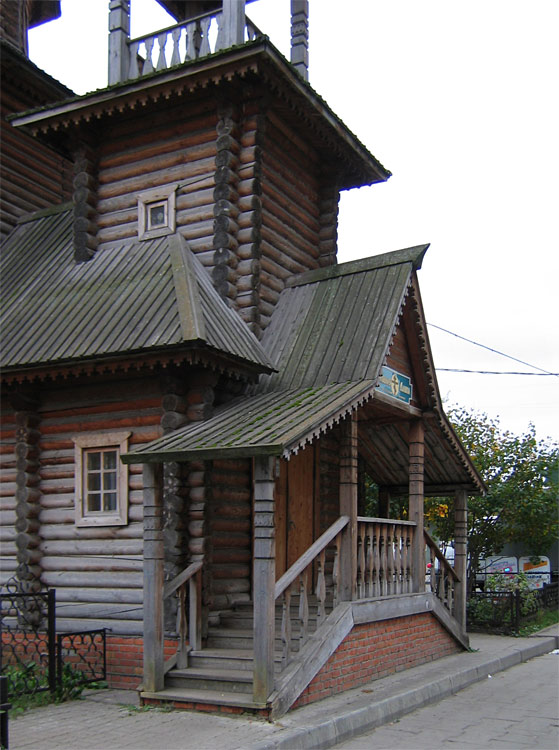 Храм-часовня Владимира, митрополита Киевского в Свиблове, Свиблово (Северо-Восточный административный округ (СВАО), г. Москва). архитектурные детали