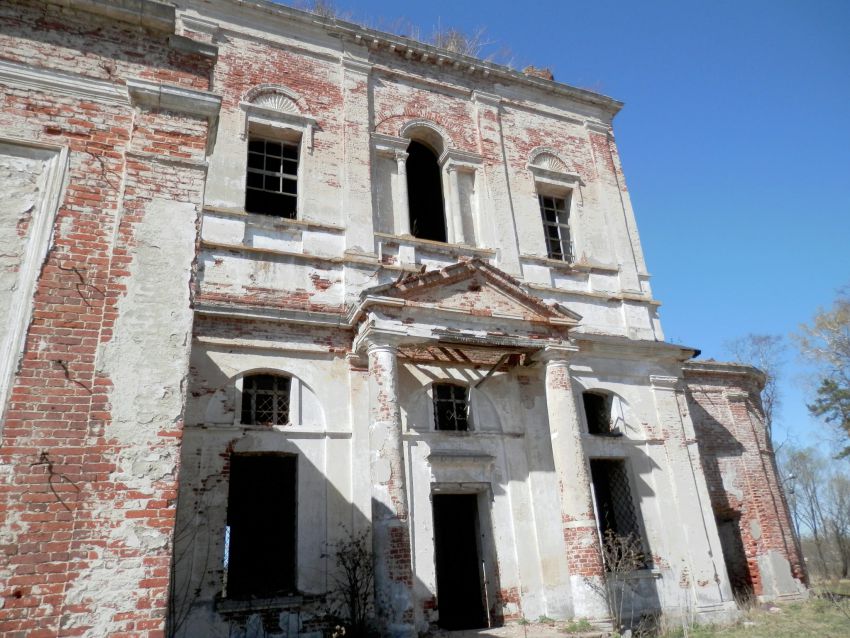 Церковь Рождества Христова, Рождествено (Калининский район, Тверская область). архитектурные детали