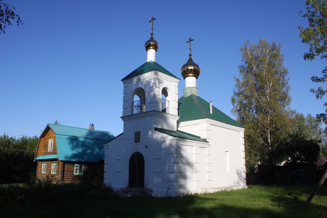 Первое Мая. Церковь Николая Чудотворца. фасады