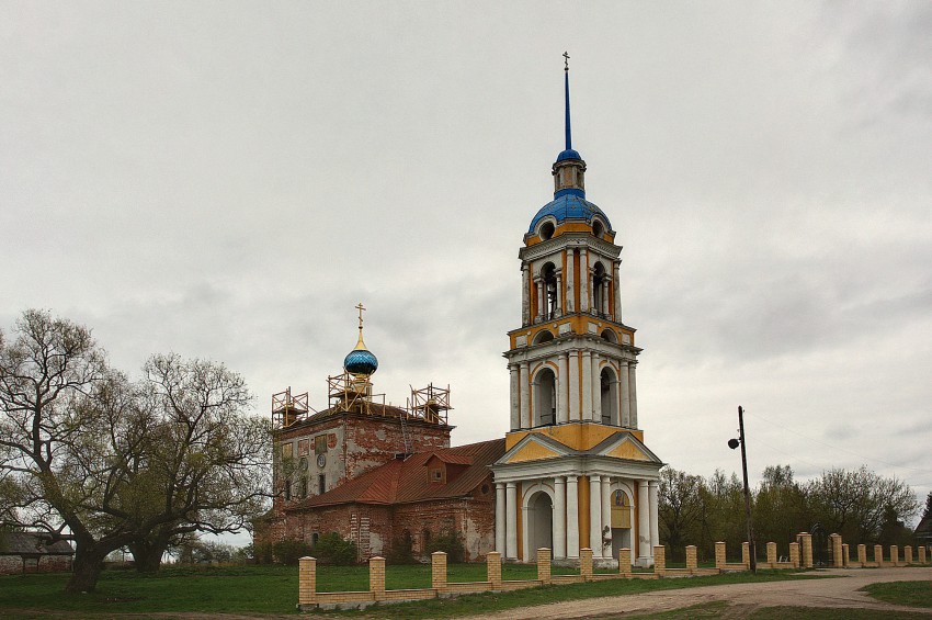 Ильинское. Церковь Смоленской иконы Божией Матери. фасады