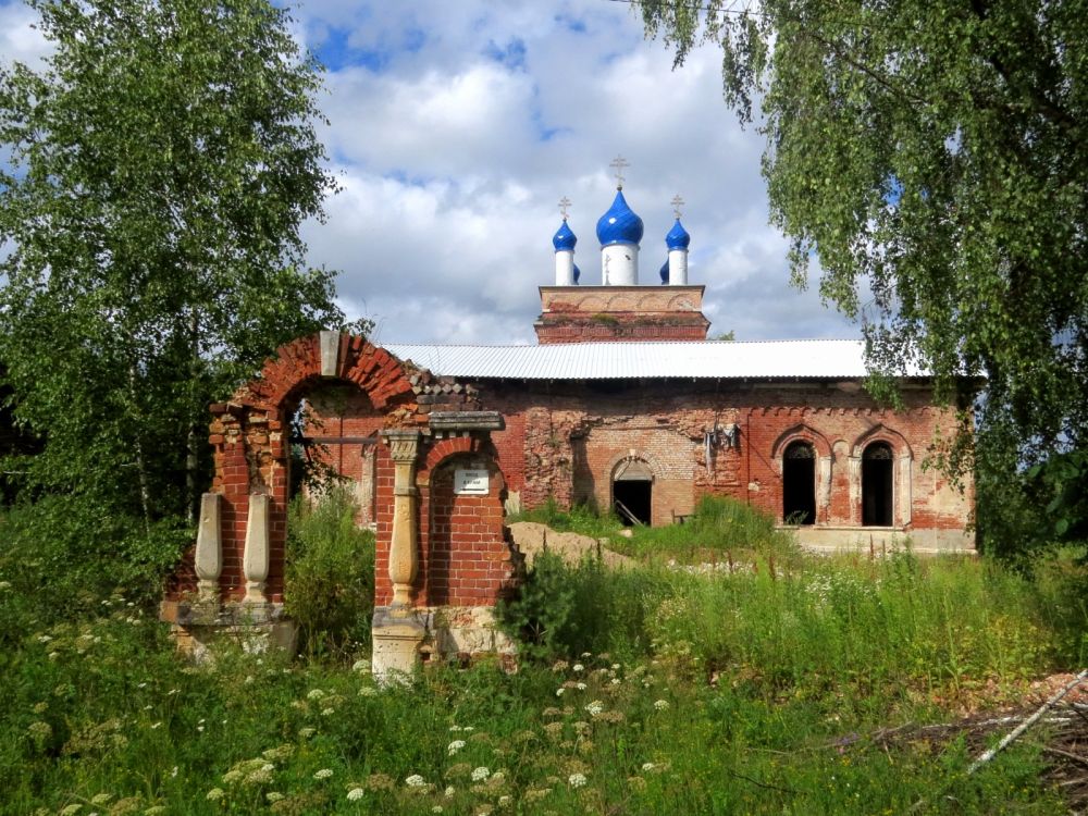 Броды. Церковь иконы Божией Матери 