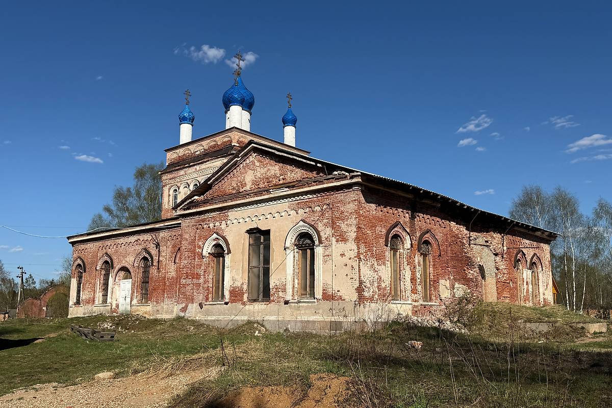 фасады. Церковь иконы Божией Матери "Знамение", Броды (Старицкий район, Тверская область)