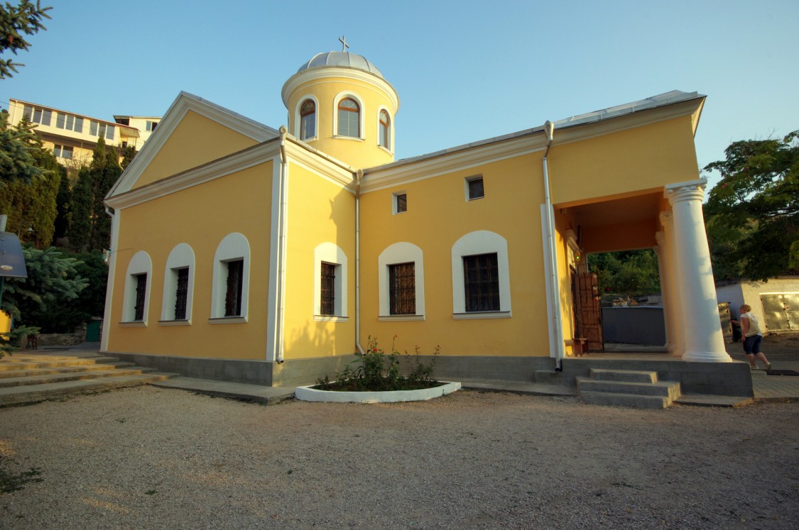Балаклава. Церковь Двенадцати апостолов (Николая Чудотворца). фасады