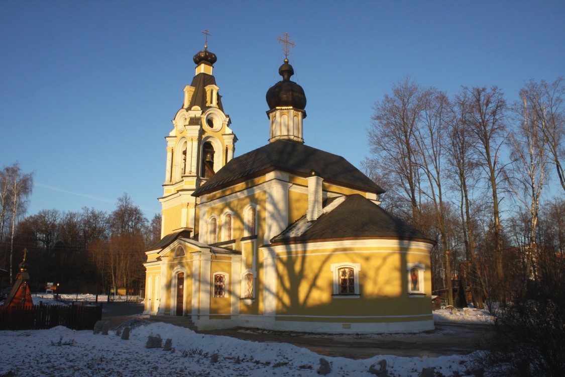 Церковь Успения Пресвятой Богородицы в Архангельском-Тюрикове, Северный (Северо-Восточный административный округ (СВАО), г. Москва). фасады