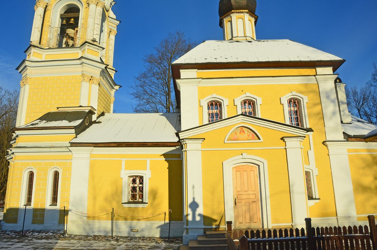 архитектурные детали. Церковь Успения Пресвятой Богородицы в Архангельском-Тюрикове, Северный (Северо-Восточный административный округ (СВАО), г. Москва)