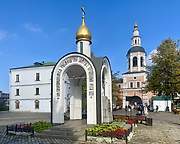 Даниловский. Данилов мужской монастырь.Часовня надкладезная