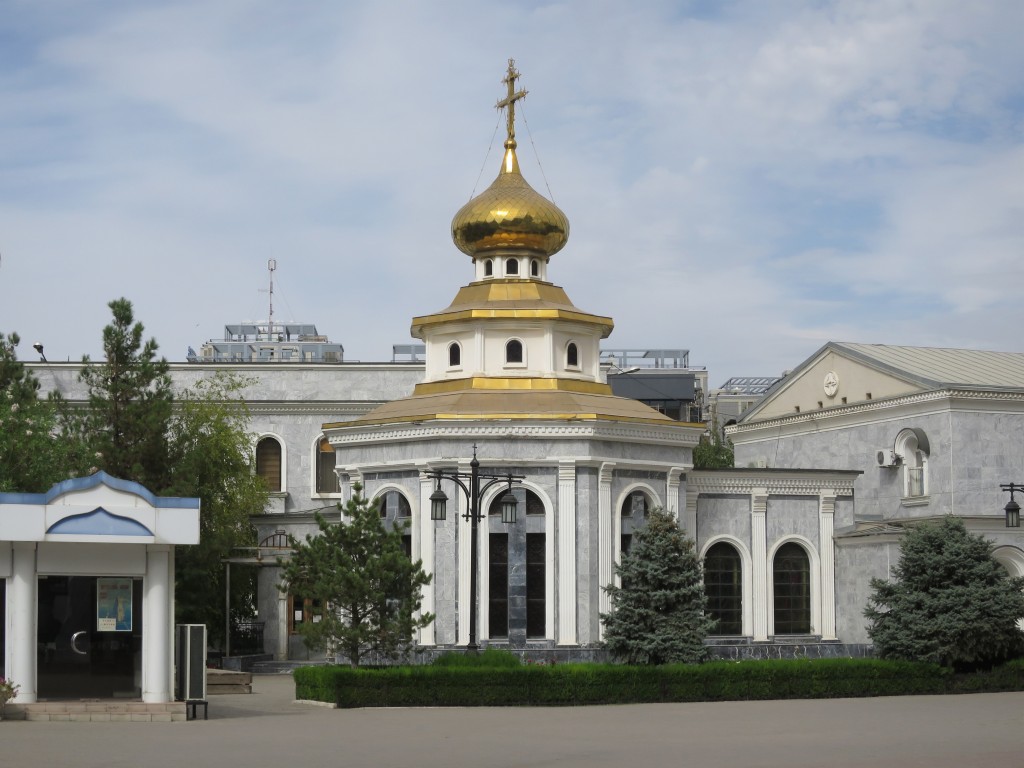 Ташкент. Кафедральный собор Успения Пресвятой Богородицы. дополнительная информация, Крестильня