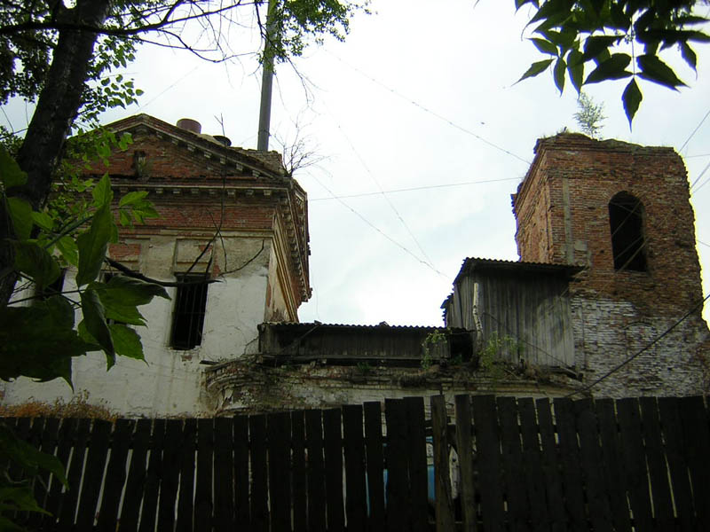 Церковь Троицы Живоначальной, Крапивна (Щёкинский район, Тульская область). фасады