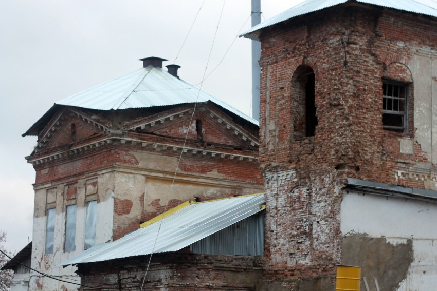Церковь Троицы Живоначальной, Крапивна (Щёкинский район, Тульская область). архитектурные детали