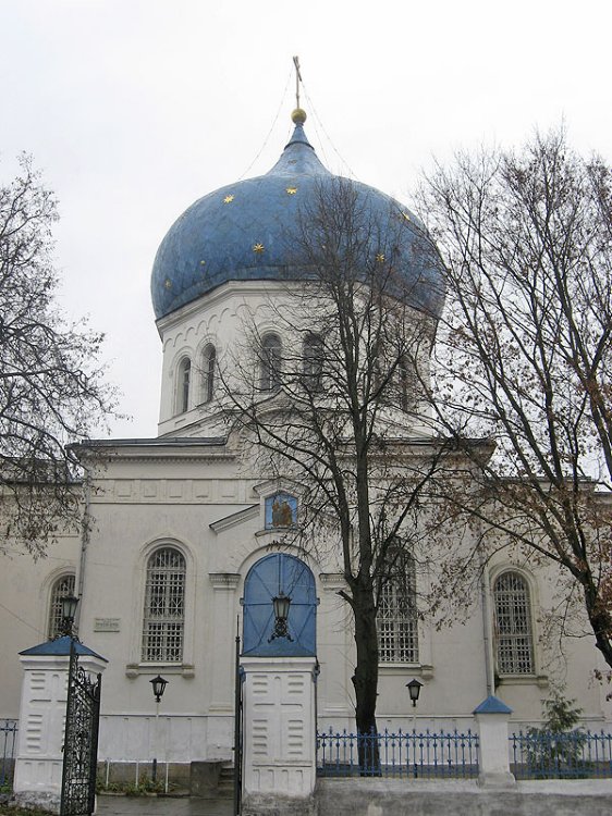Плавск. Церковь Сергия Радонежского. архитектурные детали