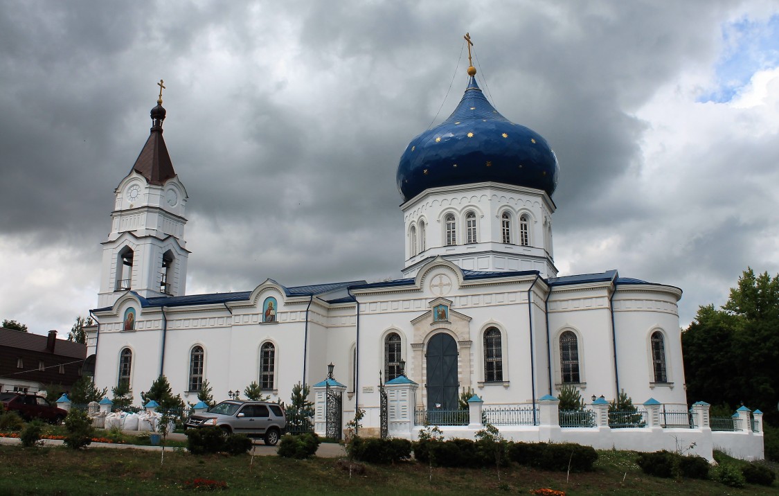 Плавск. Церковь Сергия Радонежского. фасады