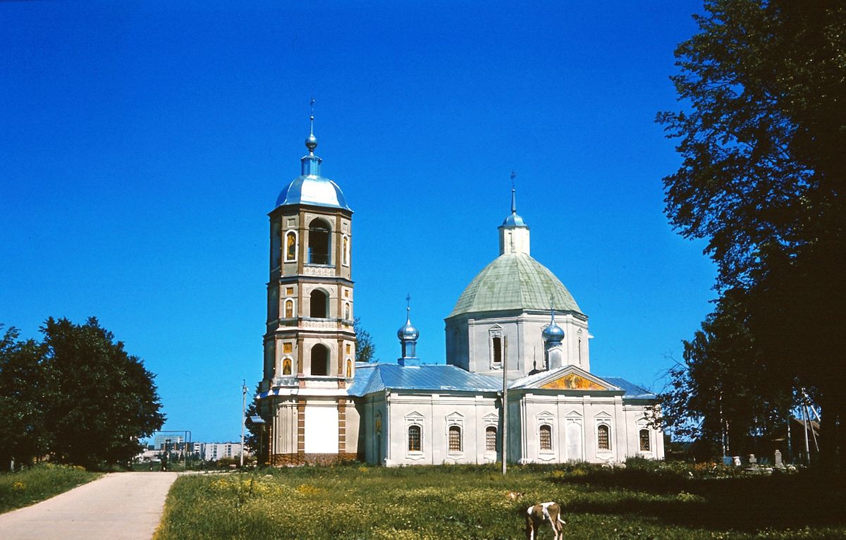 Церковь Троицы Живоначальной, Троицкое (Жуковский район, Калужская область). фасады