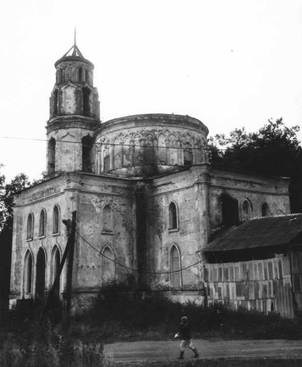 Барятино. Церковь Успения Пресвятой Богородицы. фасады