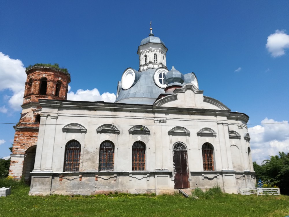 Церковь Воскресения Христова, Роща (Тарусский район, Калужская область). фасады