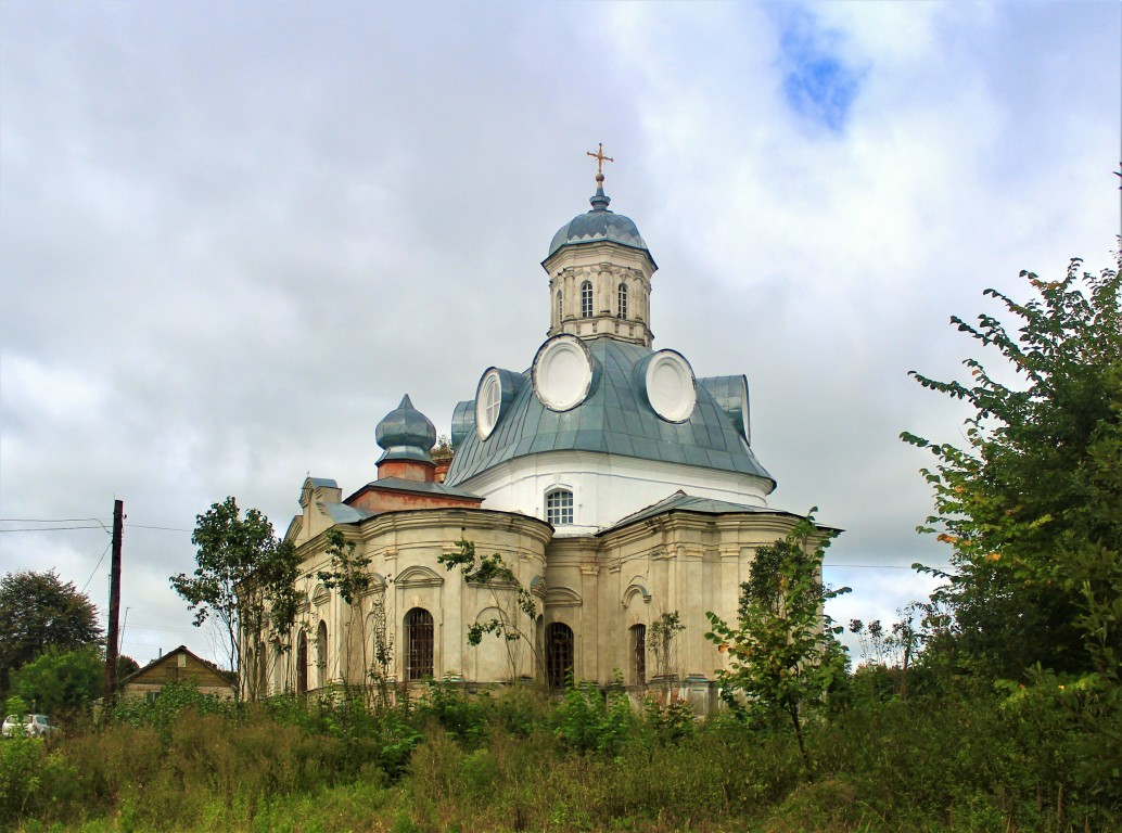 Церковь Воскресения Христова, Роща (Тарусский район, Калужская область). фасады, Вид с юго-востока