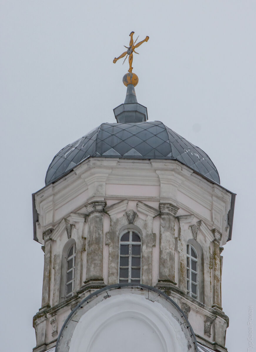 Церковь Воскресения Христова, Роща (Тарусский район, Калужская область). архитектурные детали, Завершение