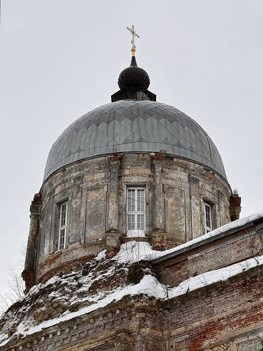 Световой барабан и купол основного объема, архитектурные детали. Церковь Спаса Нерукотворного Образа, Райсемёновское (Серпуховский городской округ и гг. Протвино, Пущино, Московская область)