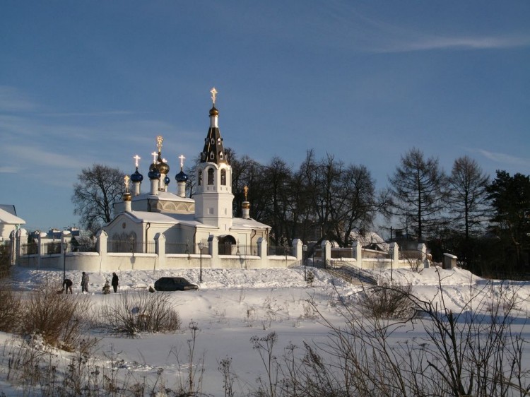 Церковь Николая Чудотворца, Сидоровское (Одинцовский городской округ и ЗАТО Власиха, Краснознаменск, Московская область). общий вид в ландшафте