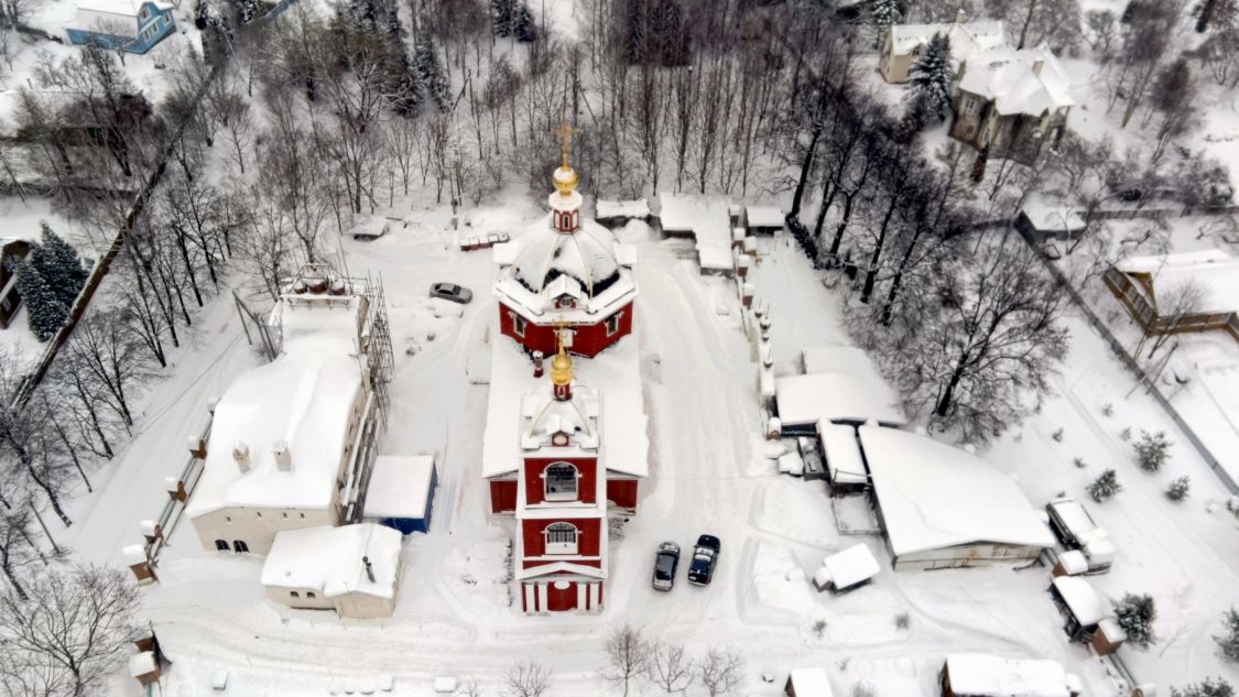 Куртниково. Церковь Бориса и Глеба. общий вид в ландшафте