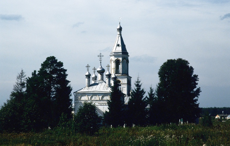 Старые Кузьмёнки. Церковь Успения Пресвятой Богородицы. фасады