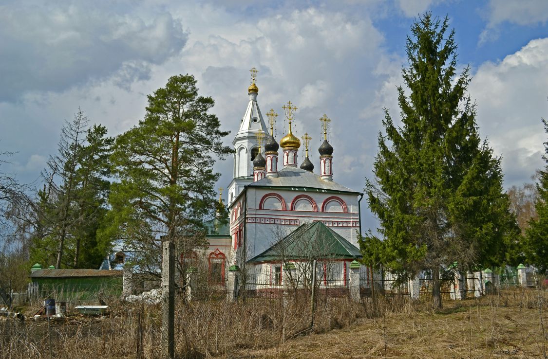 Церковь Успения Пресвятой Богородицы, Старые Кузьмёнки (Серпуховский городской округ и гг. Протвино, Пущино, Московская область). фасады