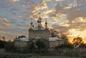 Зазимье. Церковь Воскресения Христова