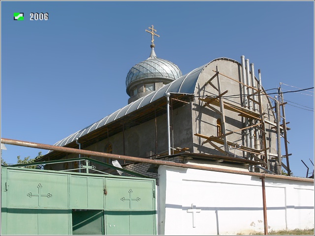 Церковь Ермогена, Патриарха Московского, Ташкент (Узбекистан, Прочие страны). дополнительная информация, Новая крестильня в процессе строительства. Вид с юго-запада, с улицы Ravon