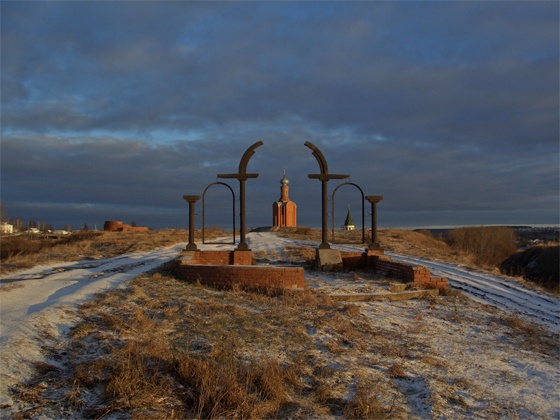 Часовня Николая Чудотворца на городище, Мценск (Мценский район и г. Мценск, Орловская область). общий вид в ландшафте