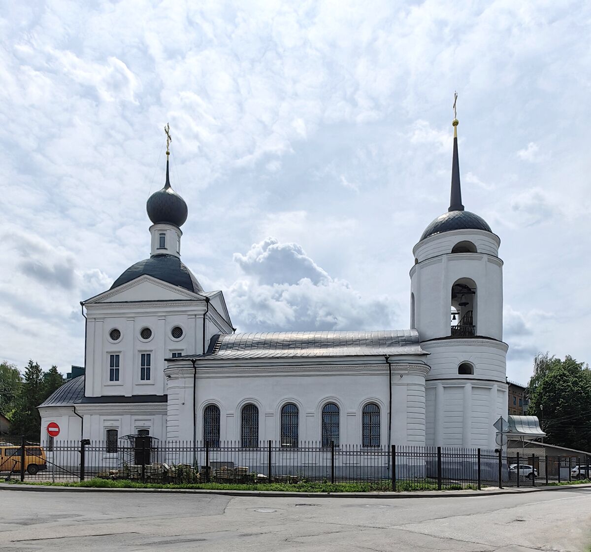 Церковь Троицы Живоначальной, Мценск (Мценский район и г. Мценск, Орловская область). фасады